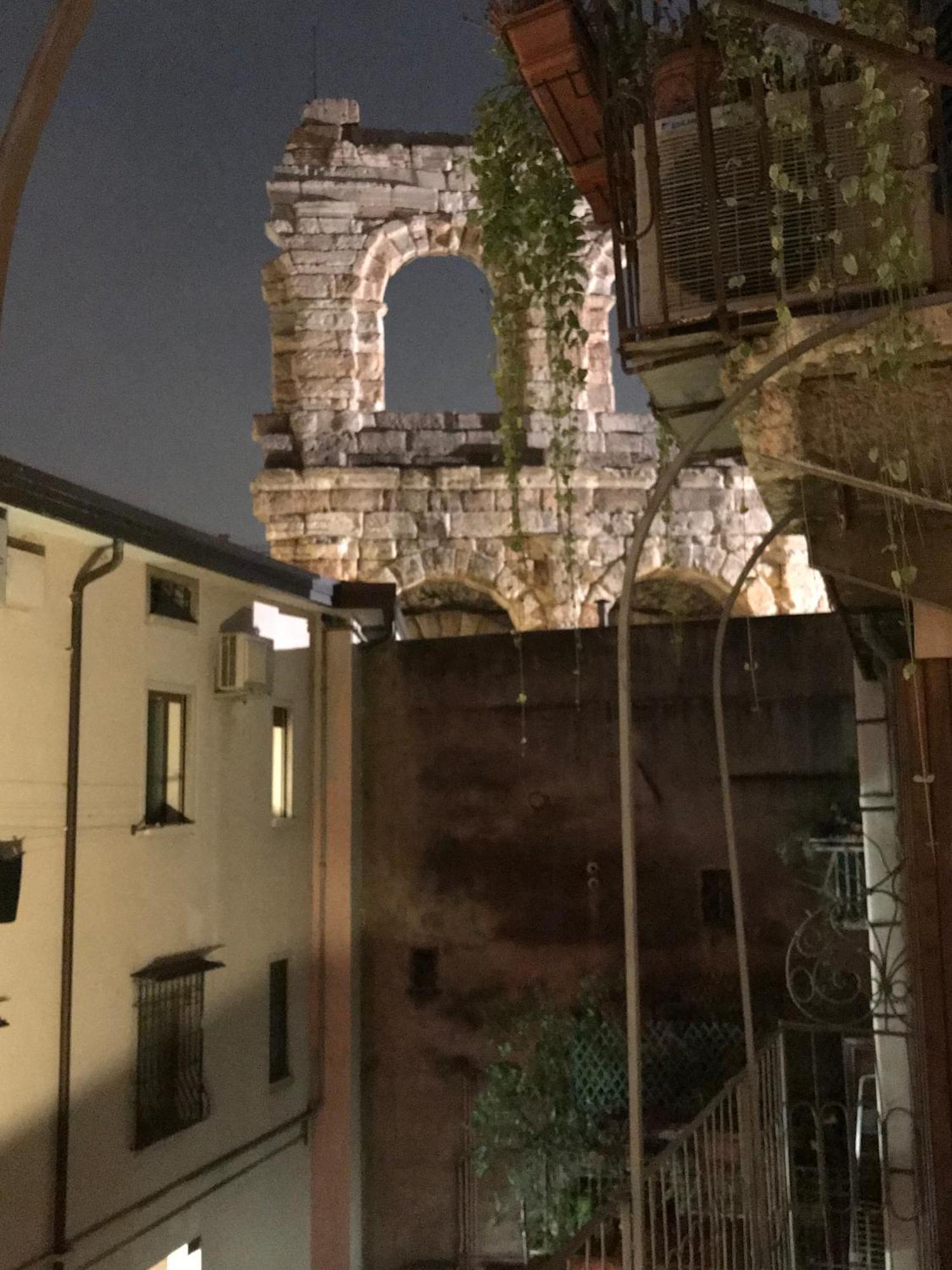 Room Verona Ai Duchi — Photos 1